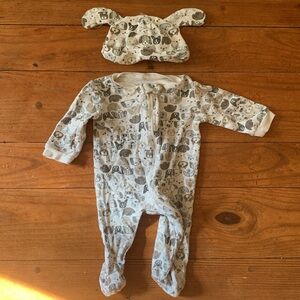 0-3M puppy onesie and matching baby hat